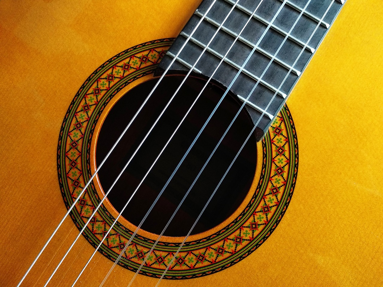 guitar-3870970_1280
