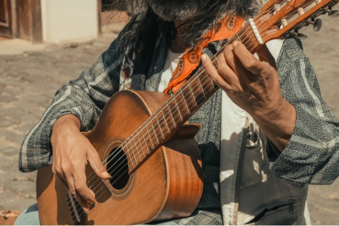 2026初学吉他选购指南：合板 单板 全单核心差异+ 6款热门型号推荐，新手易懂！